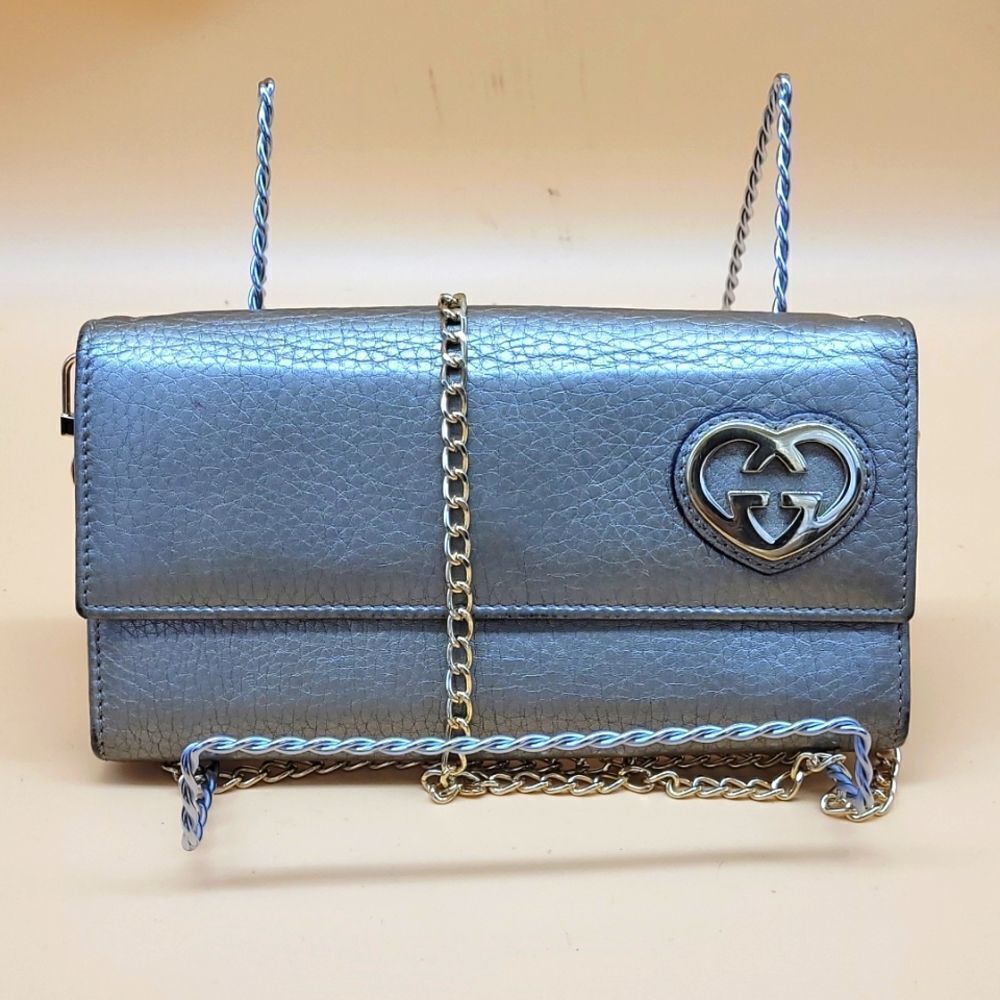 Authentic Gucci Wallet on Chain